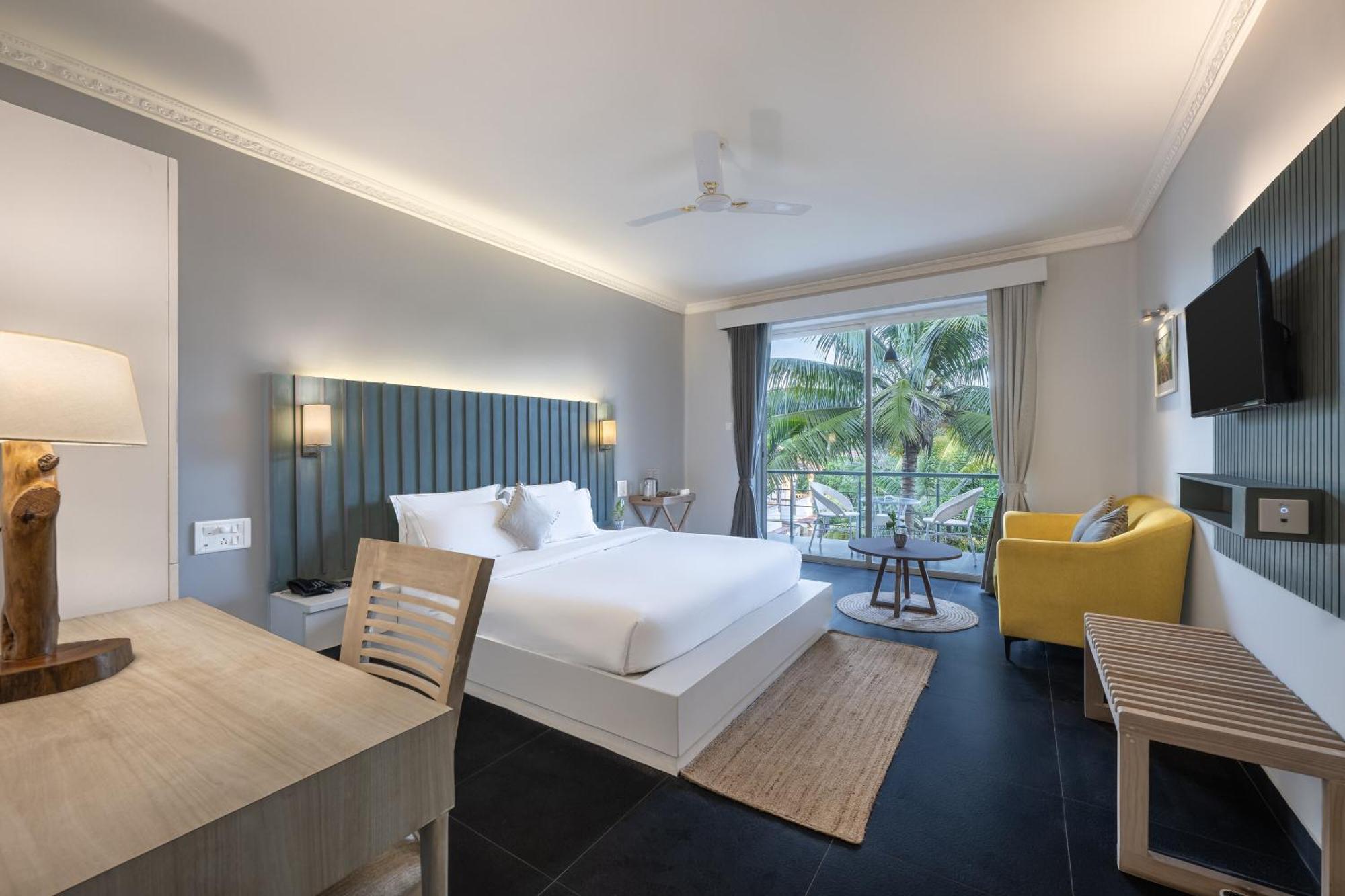 Hotel Echor Samara Morjim Goa Sea View Restro Exterior foto